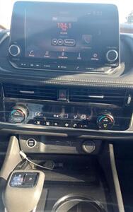 2022 Nissan Rogue SV - Photo 9 - Deridder, LA 70634