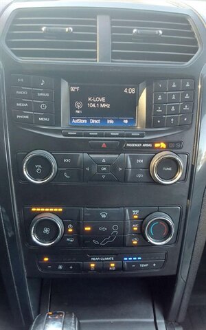 2018 Ford Explorer XLT - Photo 10 - Deridder, LA 70634