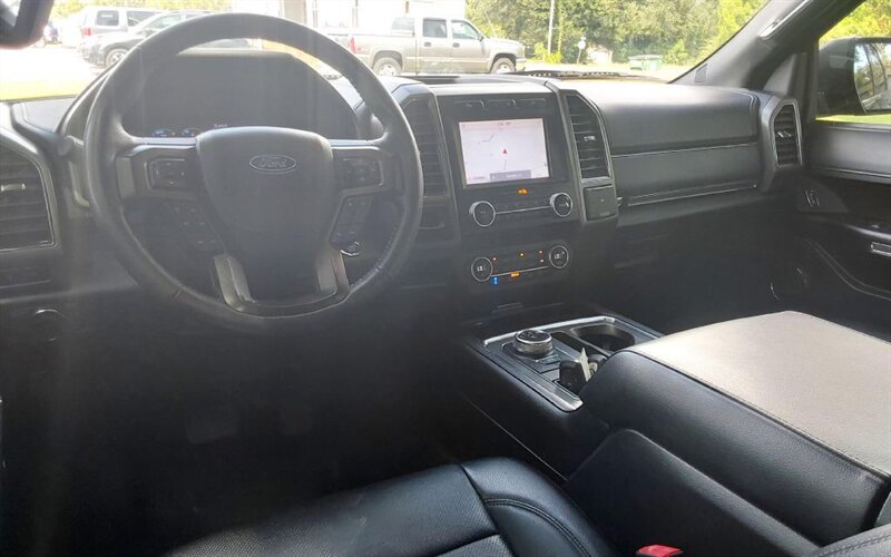 2020 Ford Expedition XLT - Photo 9 - Deridder, LA 70634