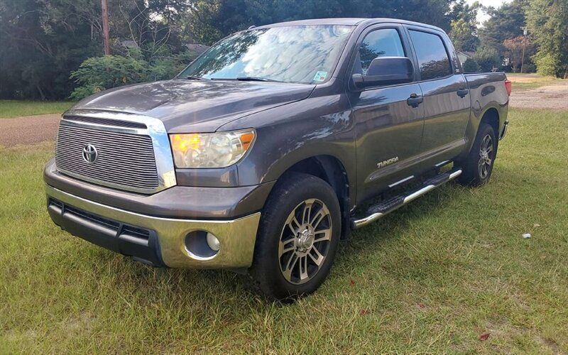 2013 Toyota Tundra CREWMAX SR5  