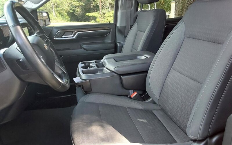 2023 Chevrolet Silverado 1500 LT - Photo 7 - Deridder, LA 70634