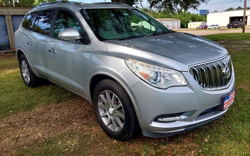 2017 Buick Enclave Leather - Photo 2 - Deridder, LA 70634