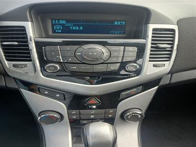 2014 Chevrolet Cruze 1LT Auto - Photo 15 - Kansas City, MO 64134-4202