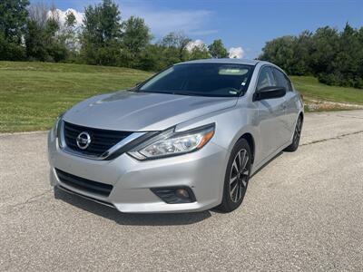 2018 Nissan Altima 2.5 SV - Photo 1 - Kansas City, MO 64134-4202