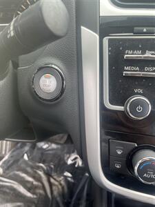 2018 Nissan Altima 2.5 SV - Photo 16 - Kansas City, MO 64134-4202