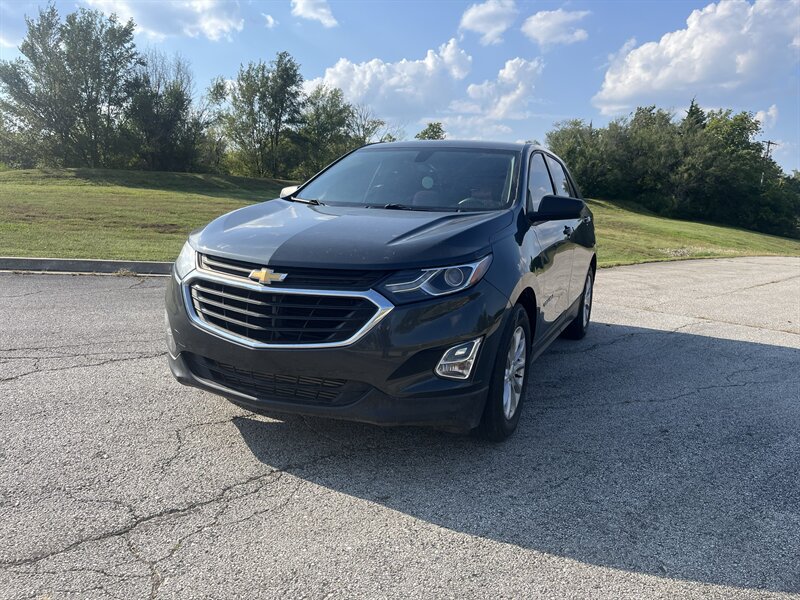 2018 Chevrolet Equinox LS   - Photo 1 - Kansas City, MO 64134-4202
