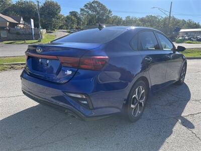 2020 Kia Forte LXs - Photo 6 - Kansas City, MO 64134-4202