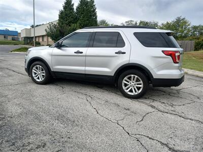 2017 Ford Explorer - Photo 10 - Kansas City, MO 64134-4202