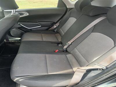 2020 Kia Soul LX   - Photo 10 - Kansas City, MO 64134-4202