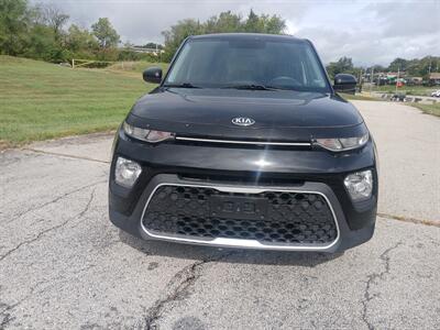 2020 Kia Soul LX   - Photo 2 - Kansas City, MO 64134-4202