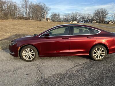 2016 Chrysler 200 Limited Platinum - Photo 2 - Kansas City, MO 64134-4202
