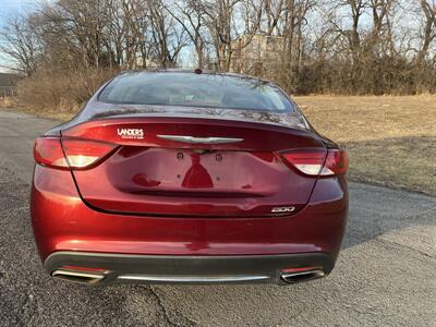 2016 Chrysler 200 Limited Platinum - Photo 6 - Kansas City, MO 64134-4202