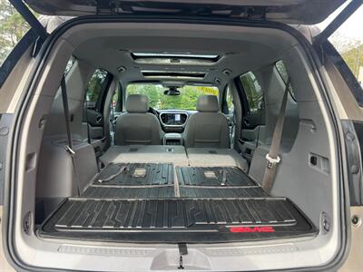 2023 GMC Acadia SLT - Photo 14 - Ketchikan, AK 99901