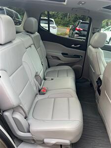 2023 GMC Acadia SLT - Photo 8 - Ketchikan, AK 99901