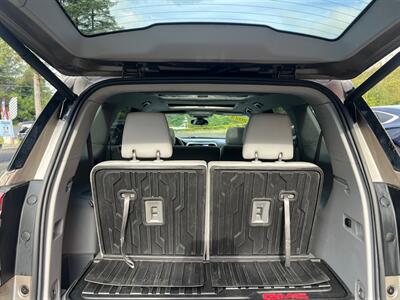 2023 GMC Acadia SLT - Photo 13 - Ketchikan, AK 99901