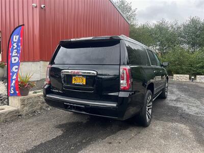2020 GMC Yukon XL Denali - Photo 4 - Ketchikan, AK 99901