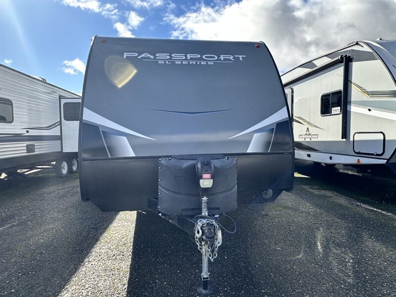 2022 KEYSTONE 282QBWE PASSPORT SL  