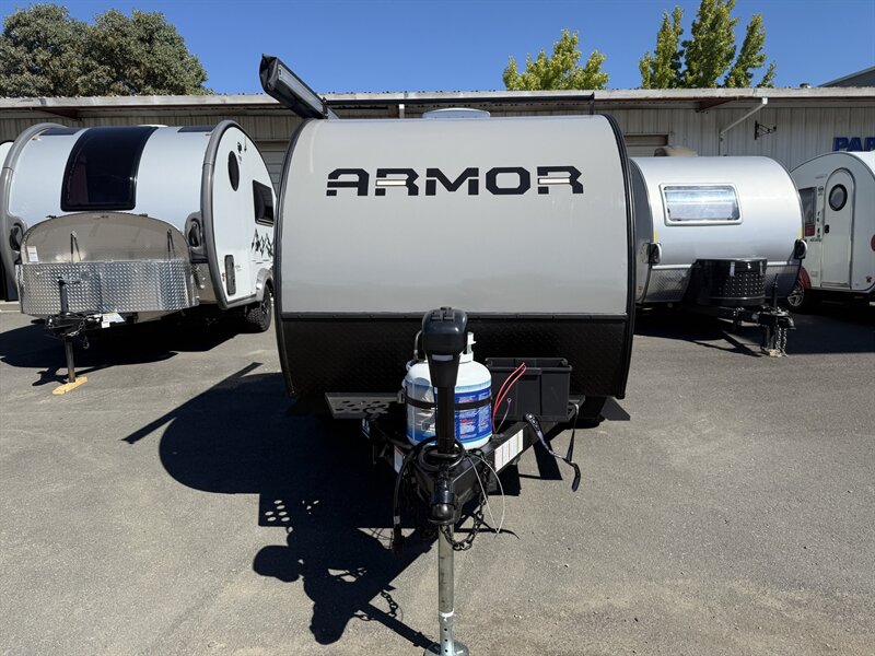 2026 SKINNY GUY CAMPERS 10LT ARMOR COMPACT *NEW*  