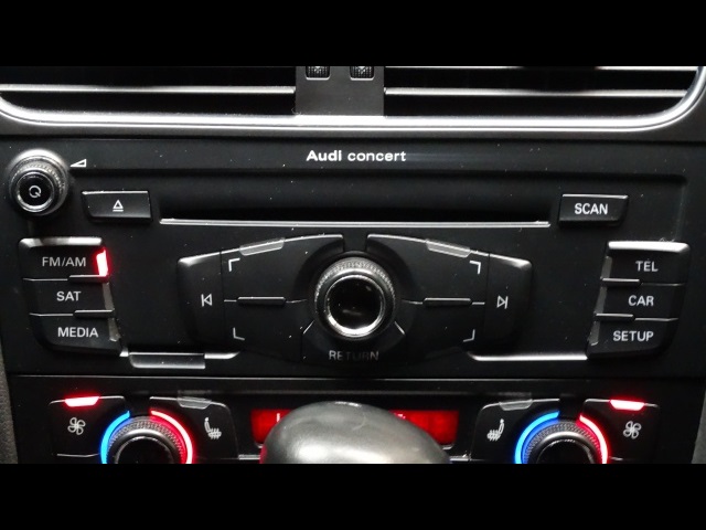 2010 Audi A4 2.0T Premium Plus - Photo 26 - Winnetka,