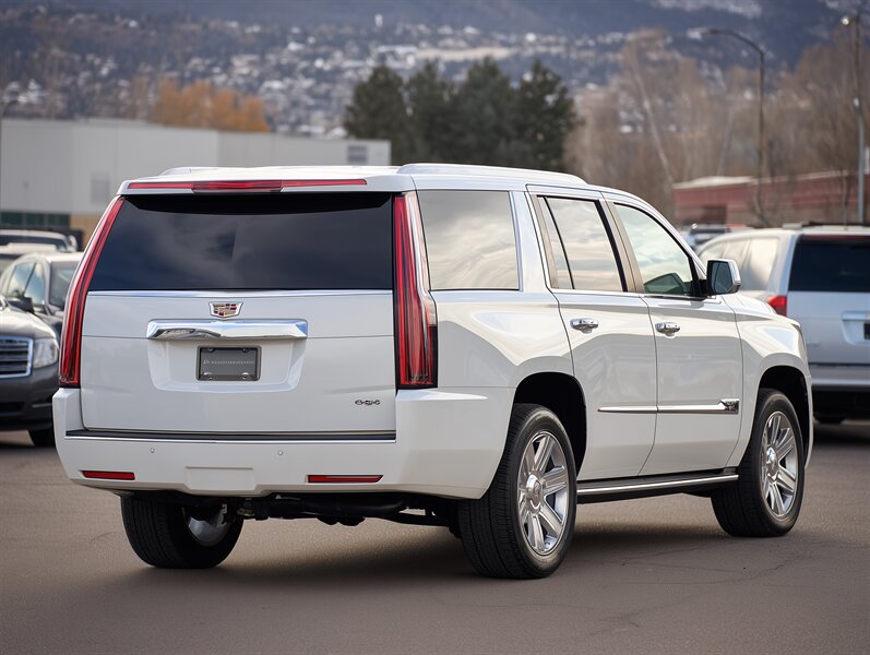 2014 Cadillac Escalade ESV Platinum  